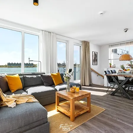 Schwimmendes Haus Aloha * Olpenitz