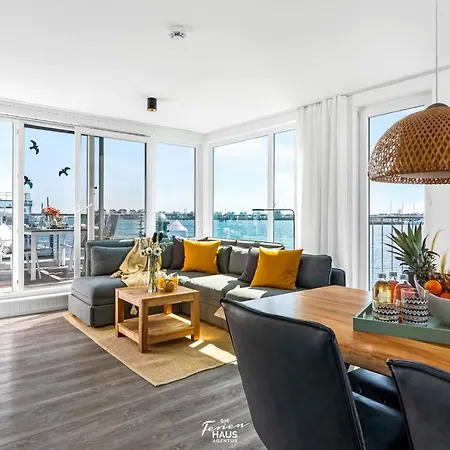 Schwimmendes Haus Aloha
