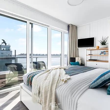 Schwimmendes Haus Aloha * Olpenitz